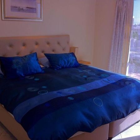 Panaview Bed & Breakfast Кейптаун Стая снимка